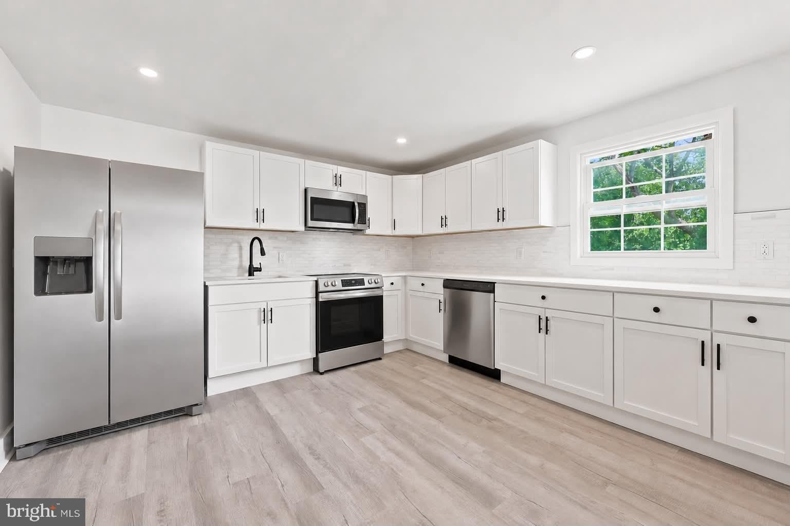 471 Elmwood Road – photo 2