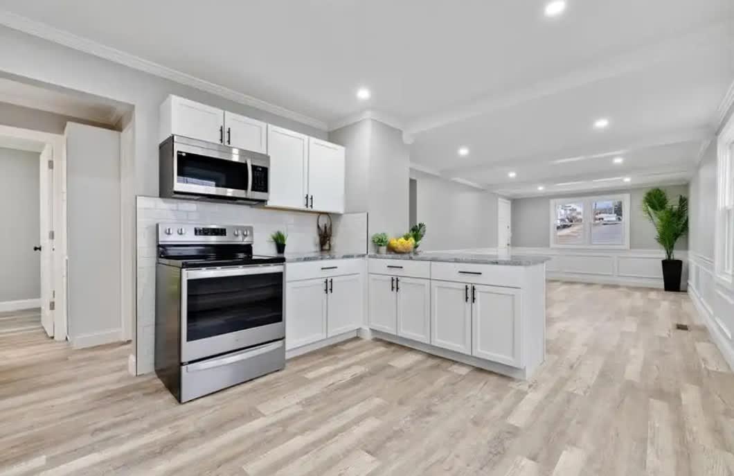 212 Greene Street – photo 4