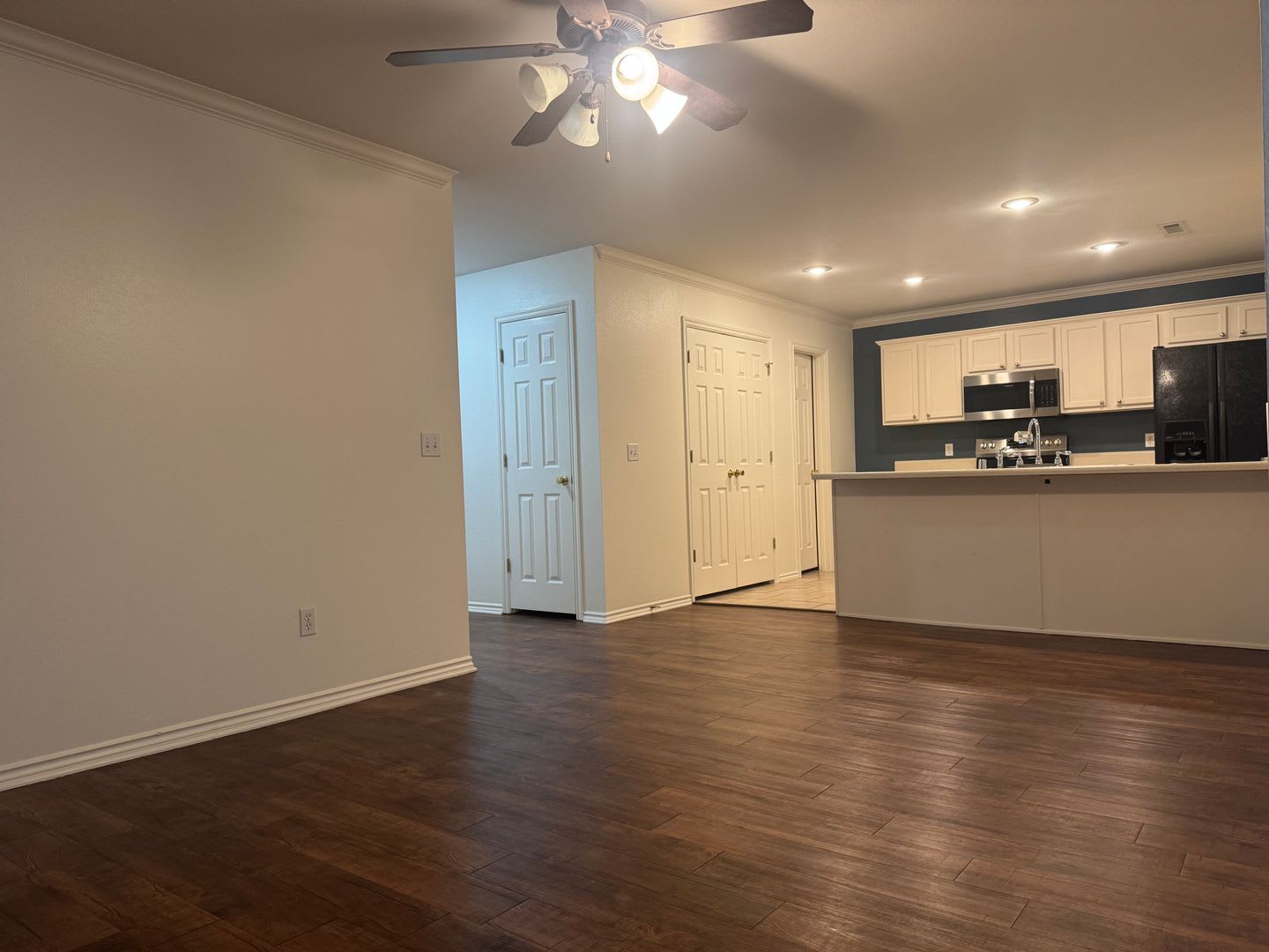 ***1584 Willowbrook Drive*** – photo 5