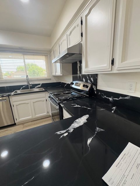 1508 Ashcroft – photo 3