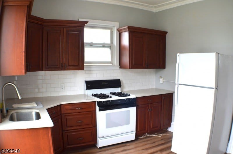 1800 Front St – photo 3