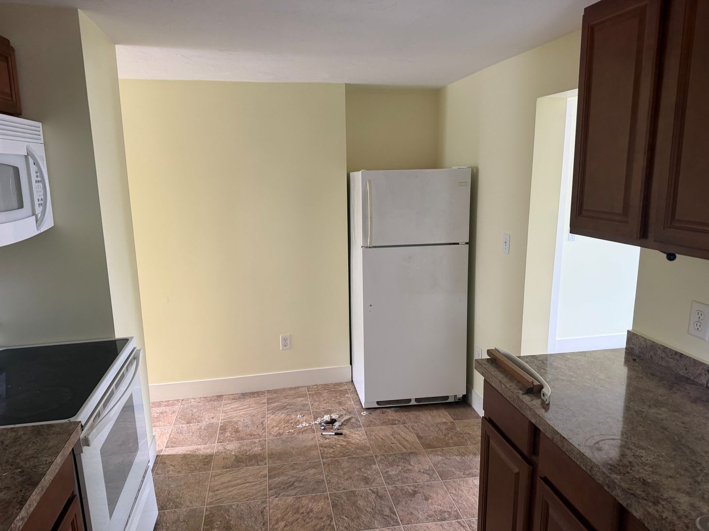 Charming 1 Bedroom 1 Bath Apt In Middleboro – photo 5
