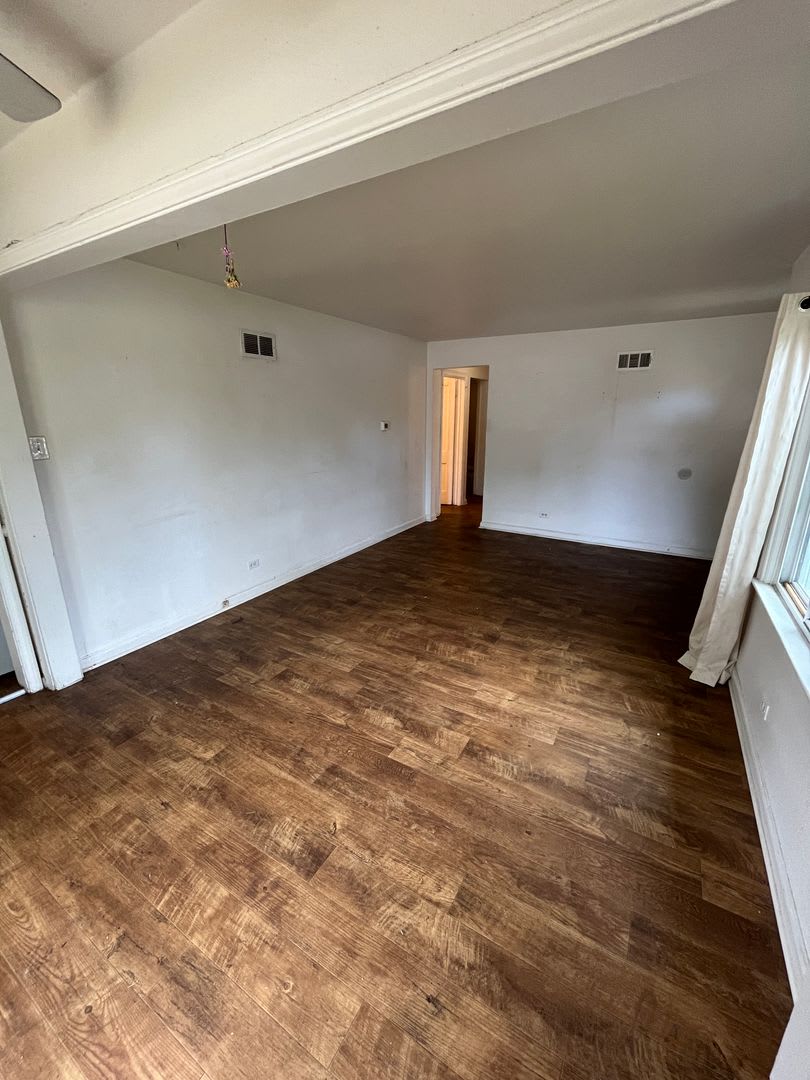 3 Bedroom 1 Bathroom Ranch in East Denver! – photo 3