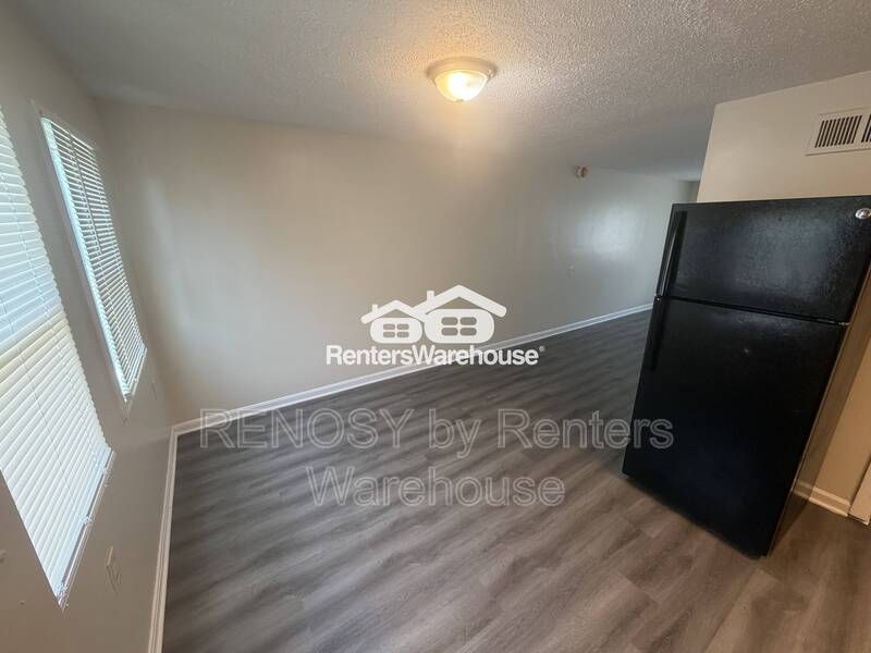2067 Larkhall rd – photo 4