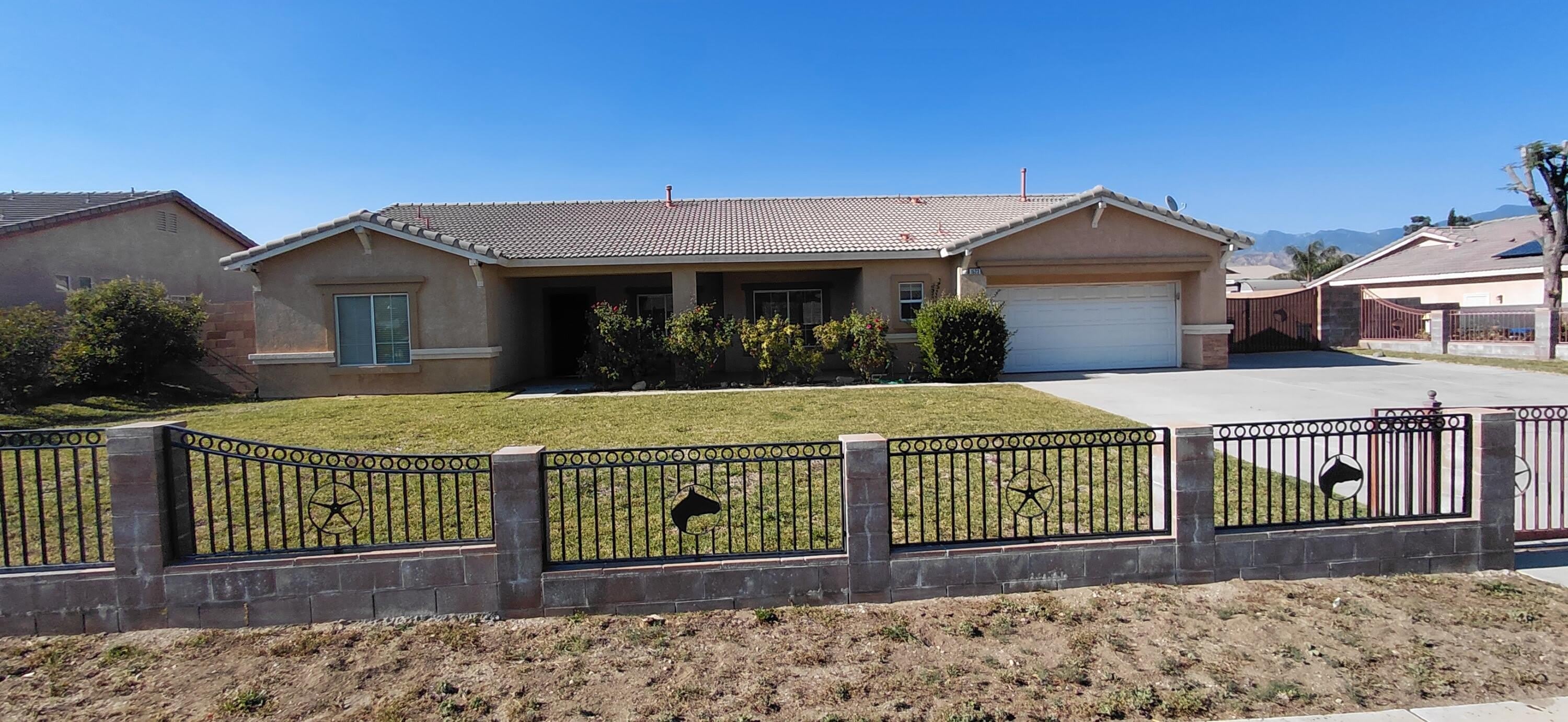 1523 Bryan Street – photo 1