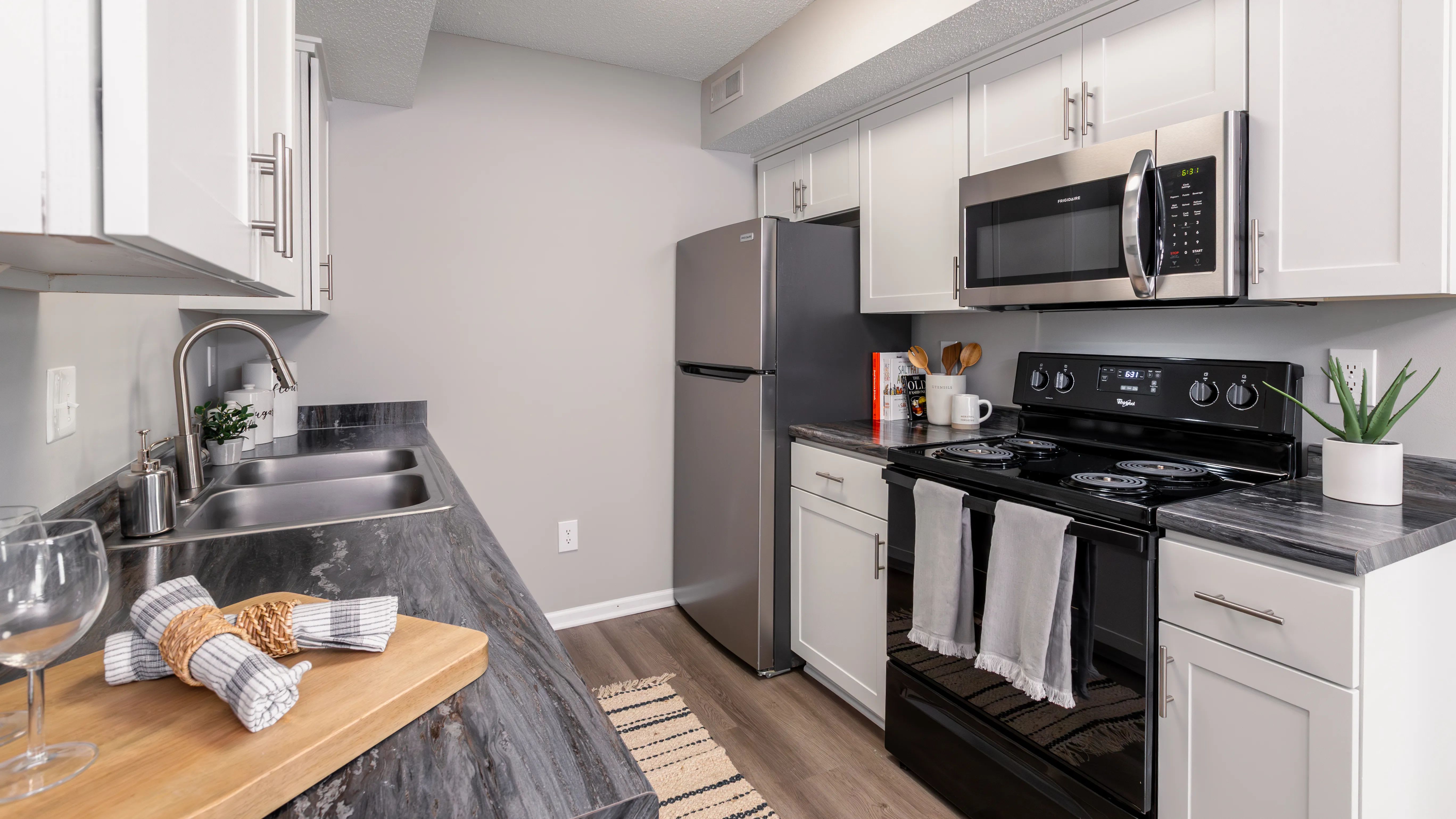 1713 Sw 15Th St – photo 3