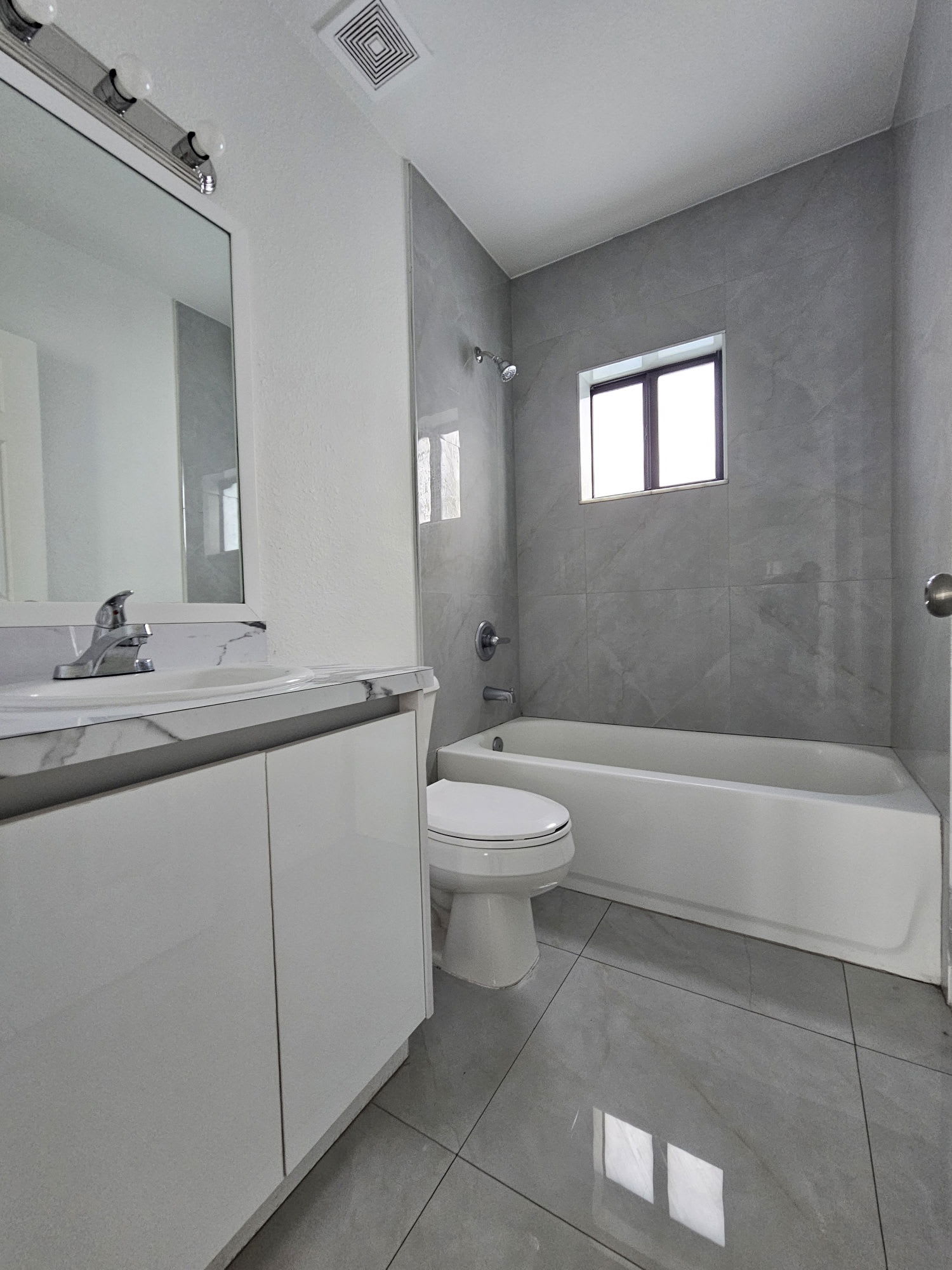 2970 Northwest 48Th Street – photo 5