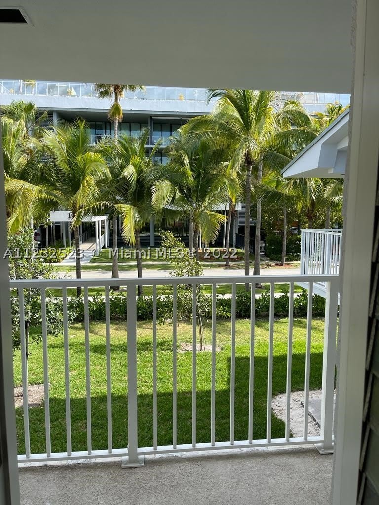 100 Sunrise Dr – photo 1