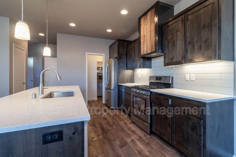 12201 NE 115th ST – photo 4