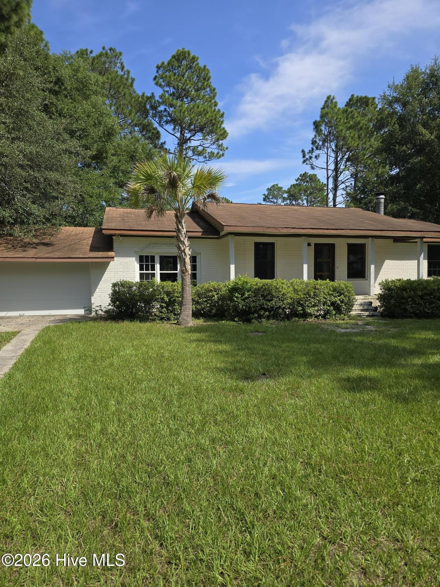 139 Charter Drive – photo 2