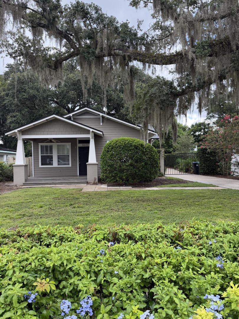 Single Family Home – photo 1