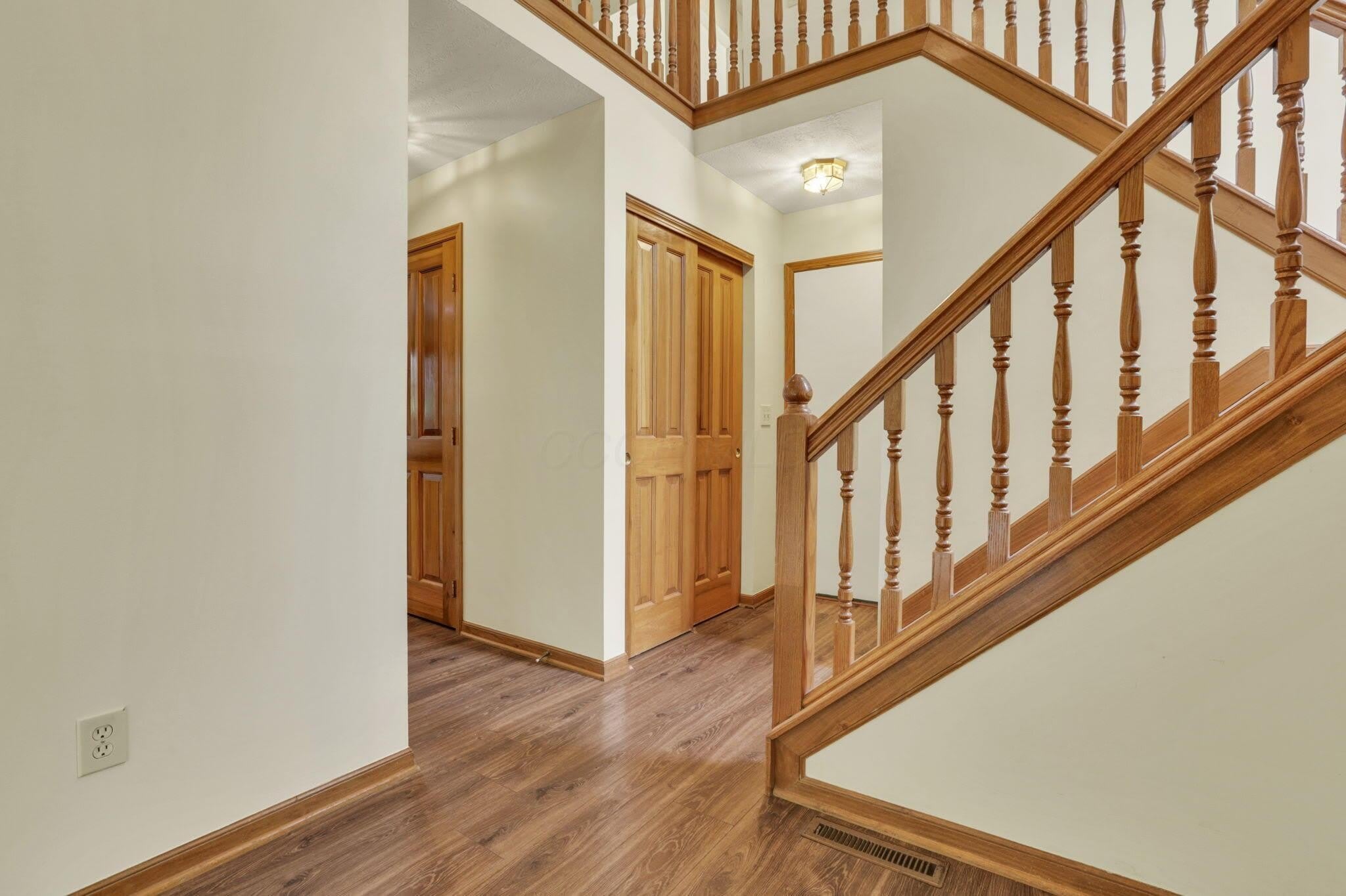 7641 Finbarr Court – photo 4
