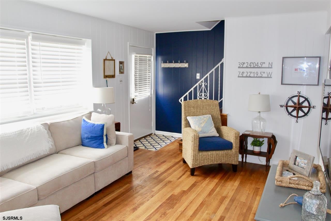 325 14th St S – photo 4