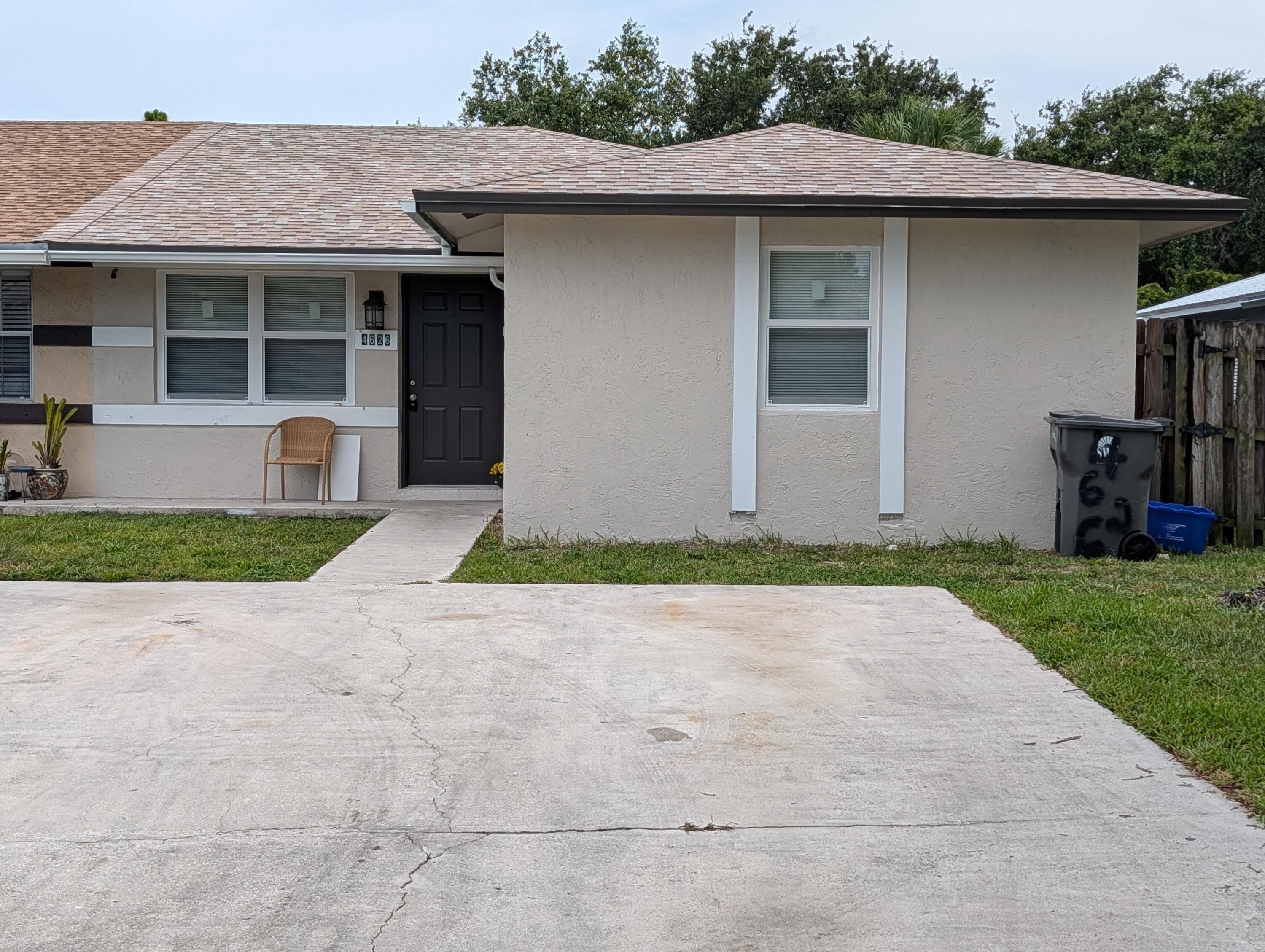 4626 Arthur Street – photo 1