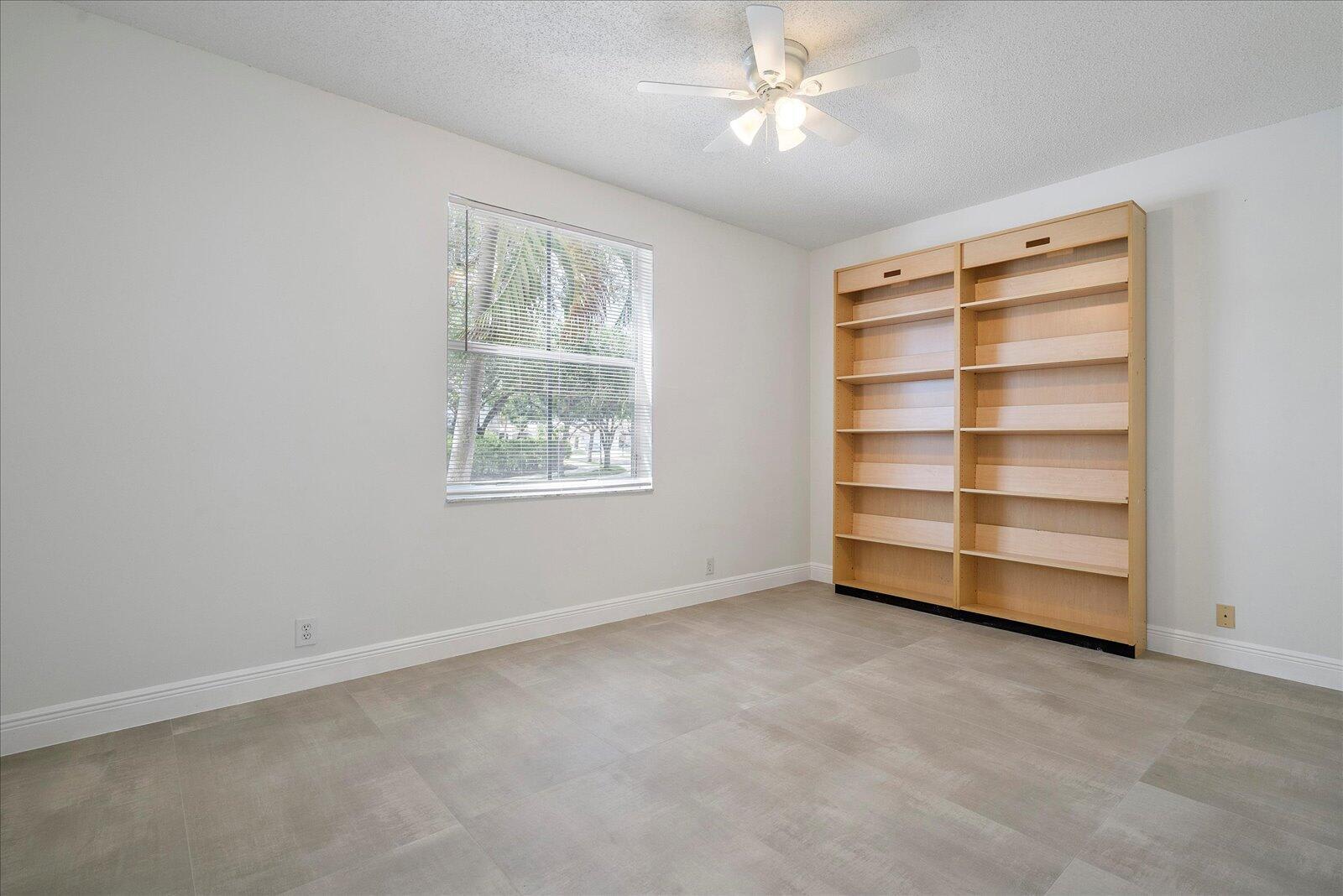 970 Greenwood Road – photo 5