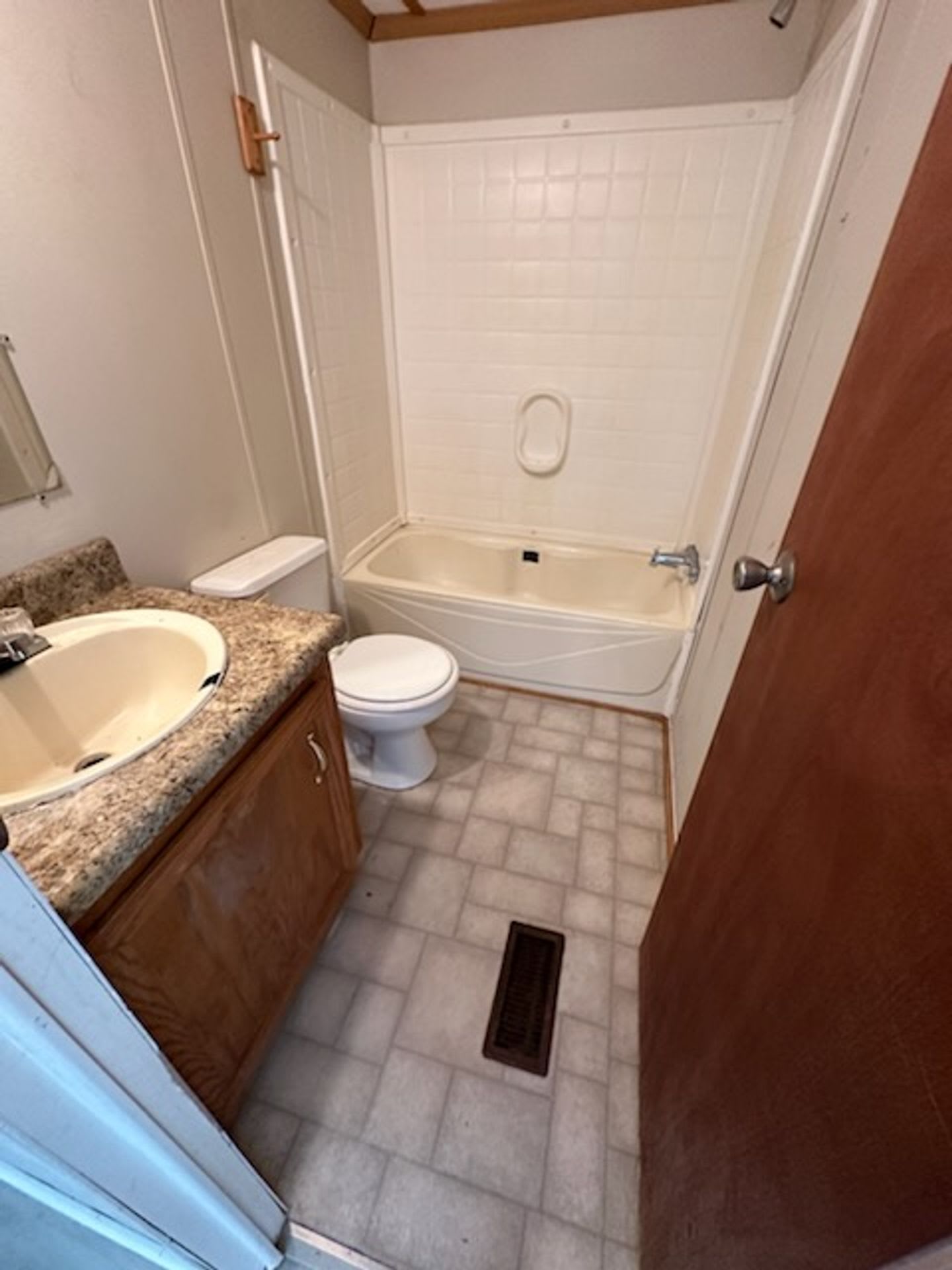 3 Bedrooms 2 Baths Mobile Home In Wagener 850 – photo 5