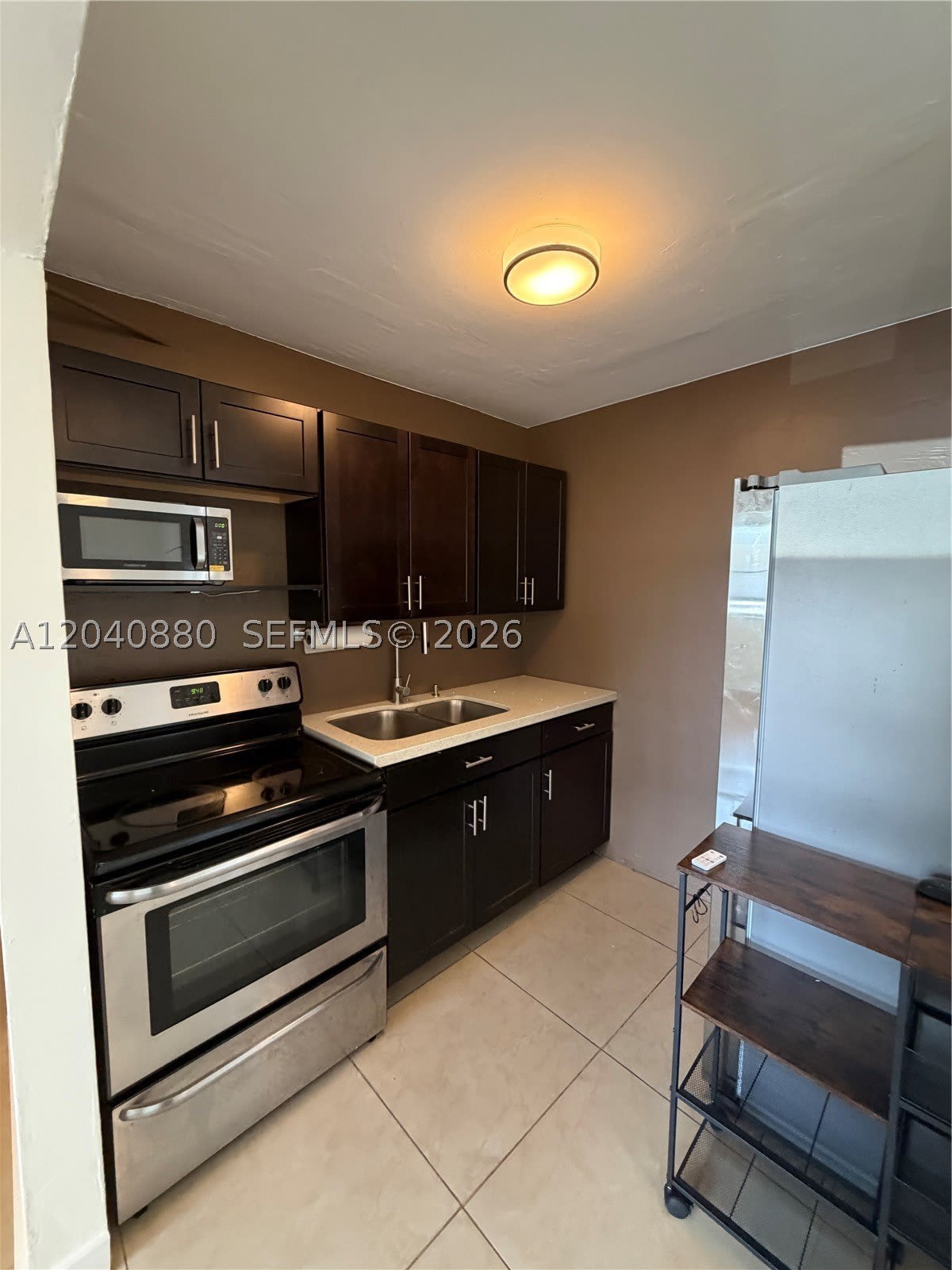2715 Tigertail Ave – photo 3