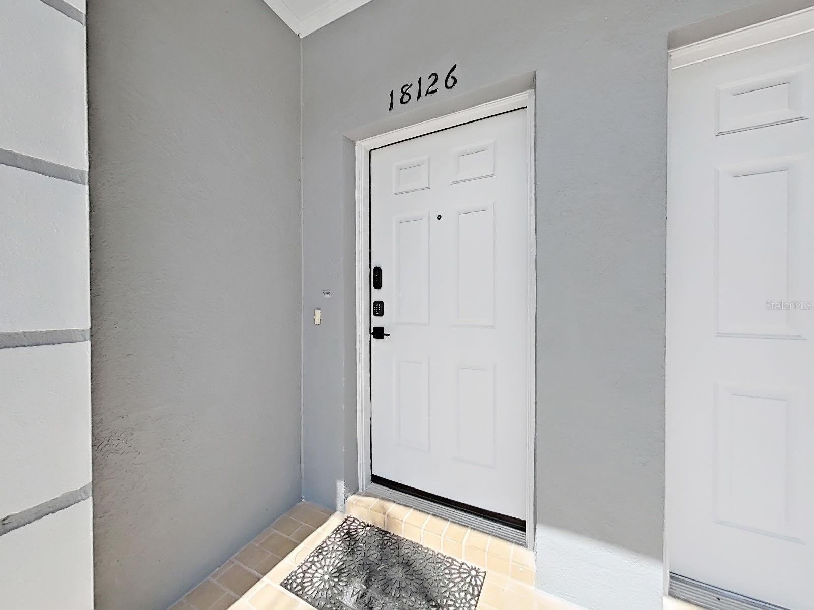 18126 PARADISE POINT Drive – photo 4