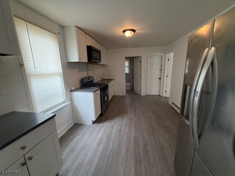 70 Welland Ave – photo 3