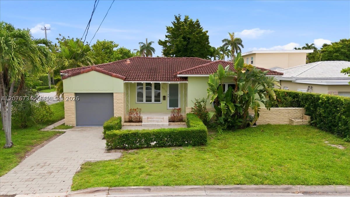 8975 Froude Ave – photo 1