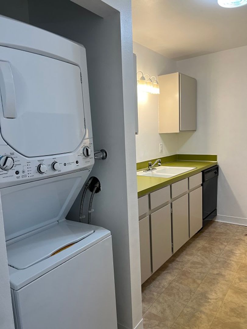 Well Appointed Apartment Available This August – photo 2