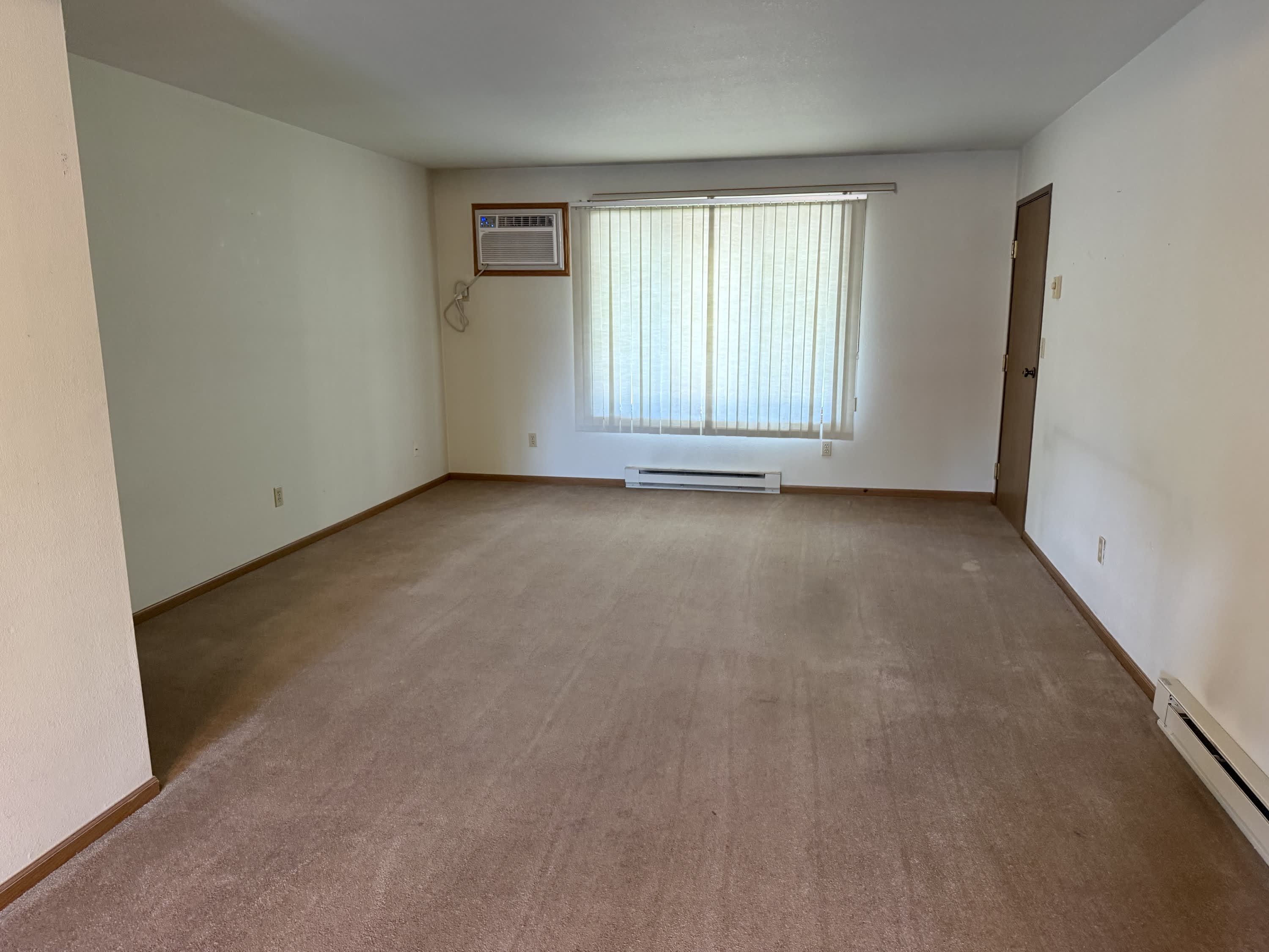 460 South Main Street – photo 2