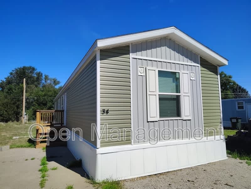 34 Marcus Drive – photo 1