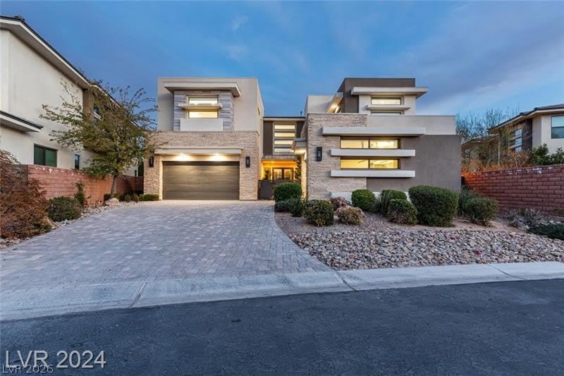 82 Grey Feather Drive – photo 1