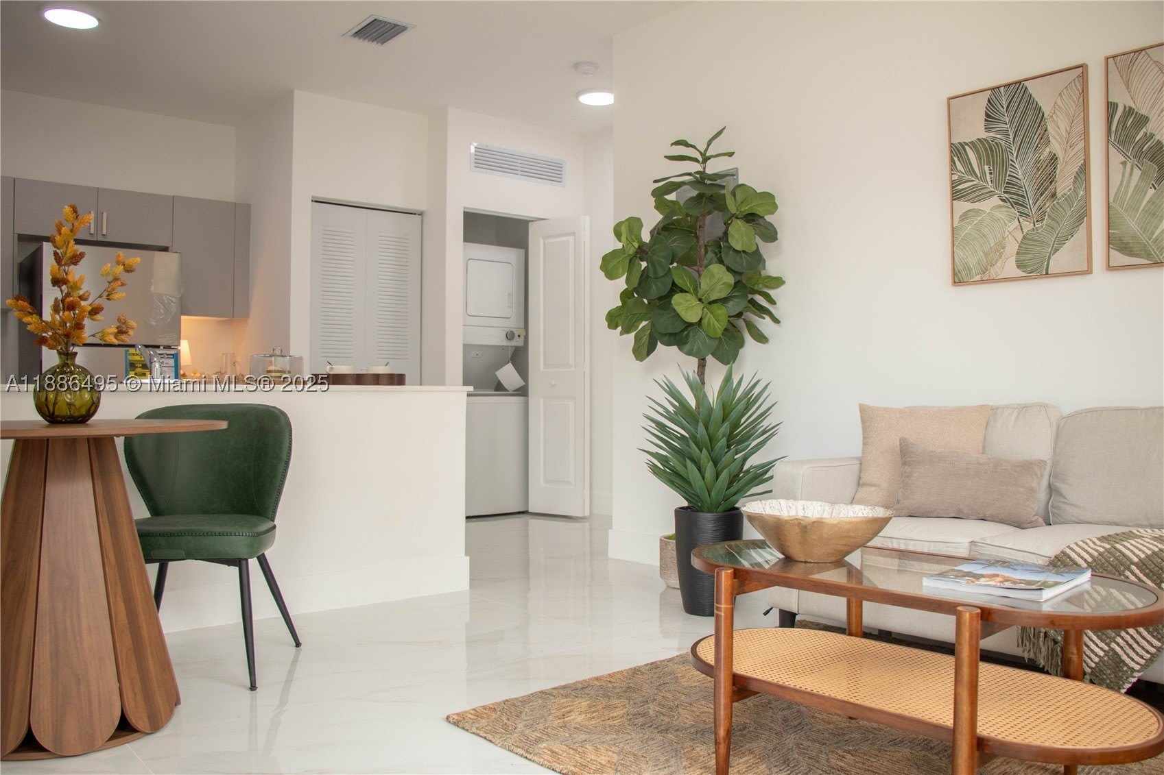 1453 W 29Th St – photo 4