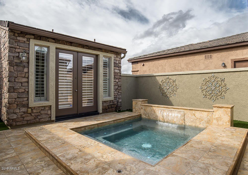 28405 N 128TH Drive – photo 2
