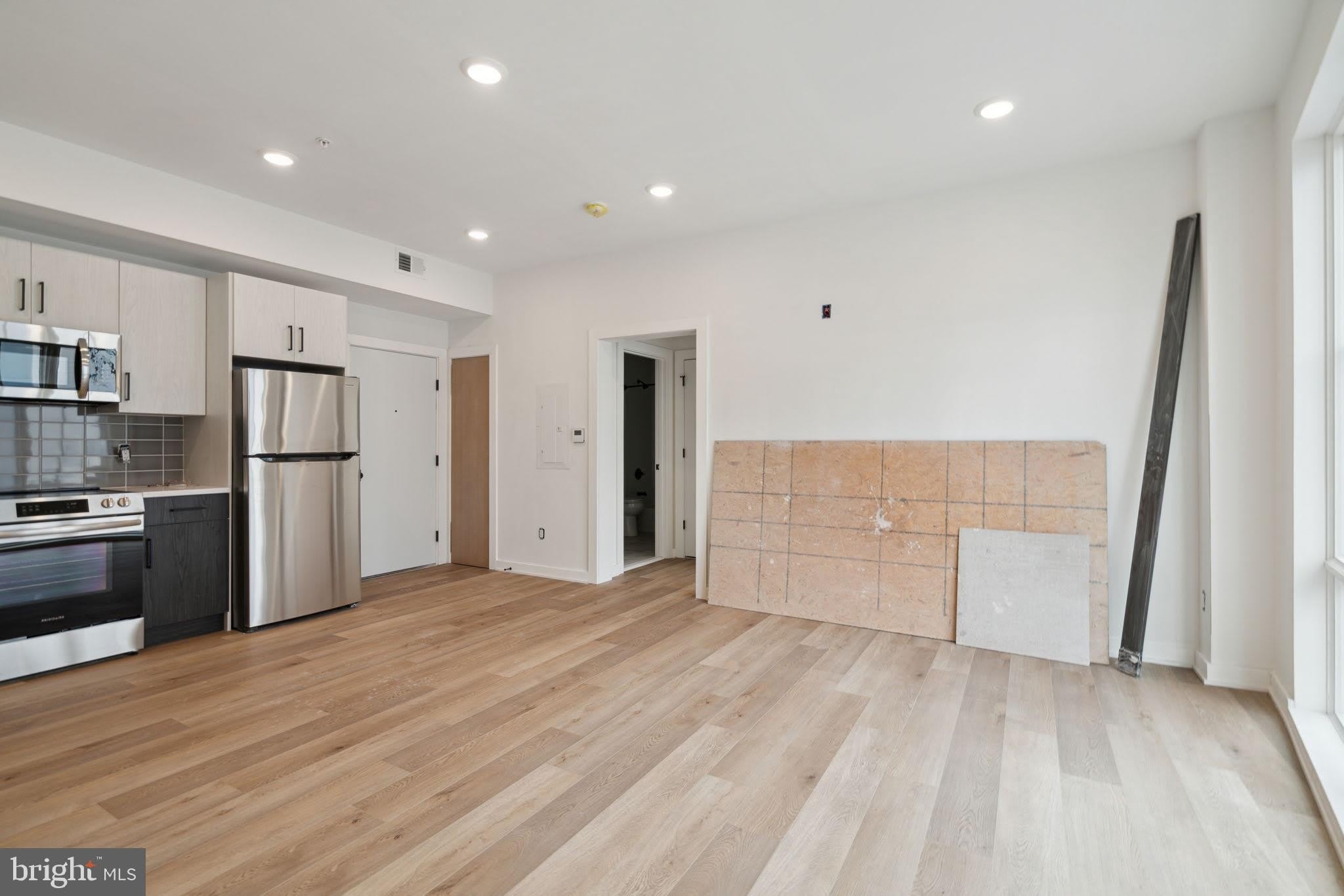 1828 FRANKFORD AVENUE – photo 5