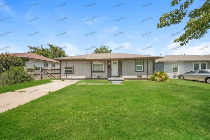 2653 Southwest 45th Street – photo 1