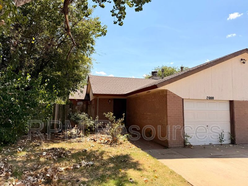 7000 Woodlake Dr – photo 2