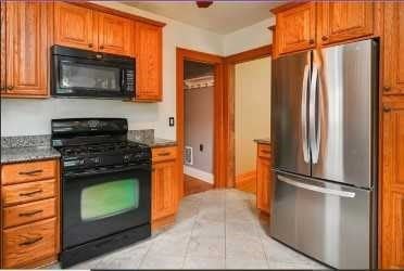 236 Barry Road – photo 5