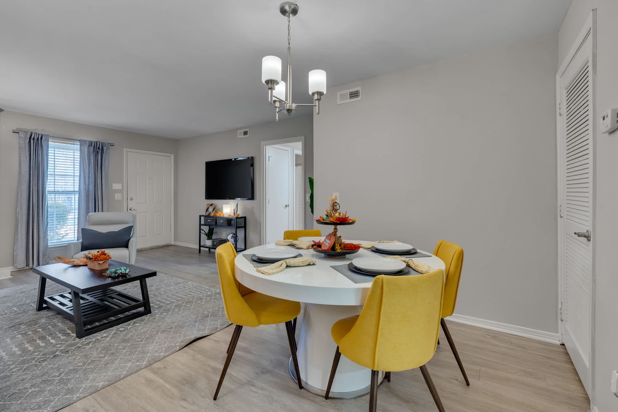 Trailwood Crossing Apartments – photo 5