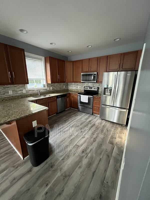 360 Baltimore Ave – photo 4
