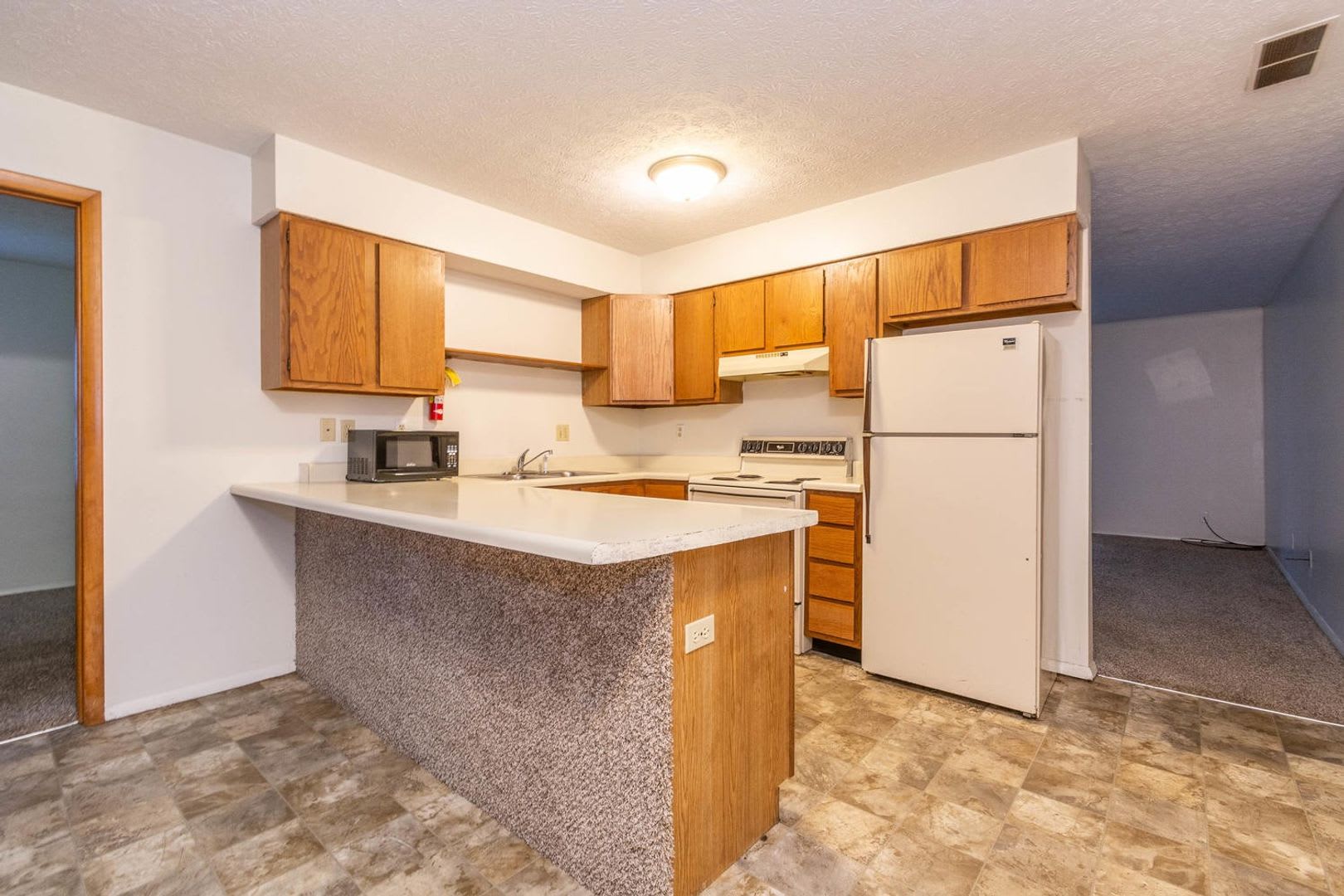 539 Henderson Crossing – photo 3