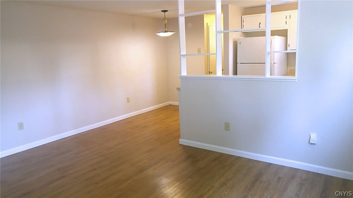 101 Milford Drive E – photo 4
