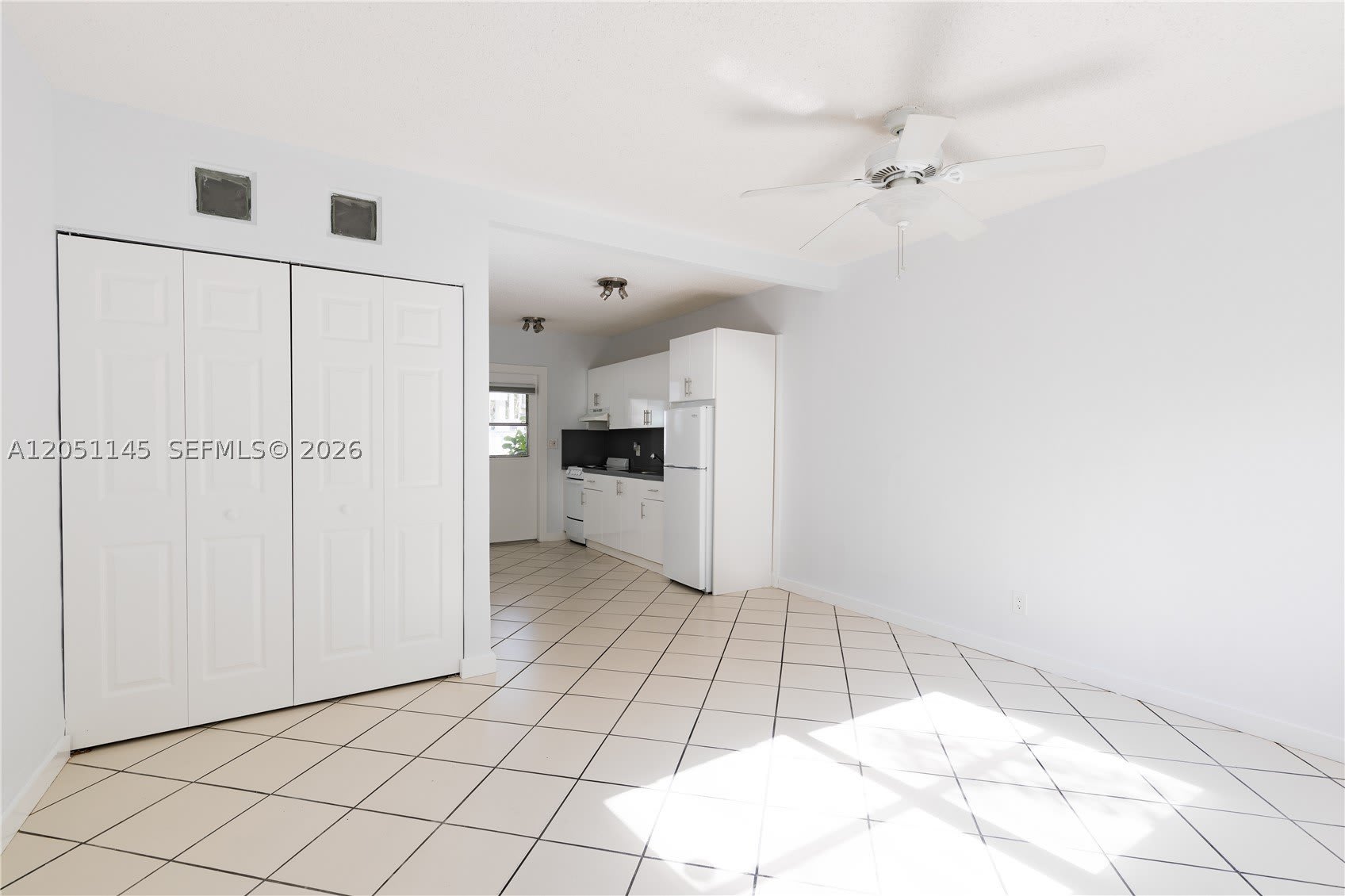 2825 SW 3rd Ave – photo 1