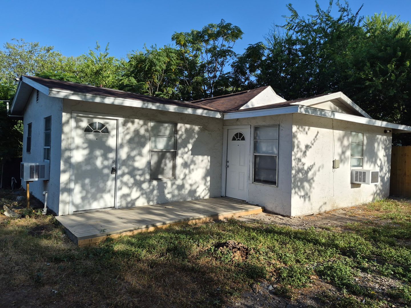 3723 W. Martin St., San Antonio, TX. 78207 – photo 2