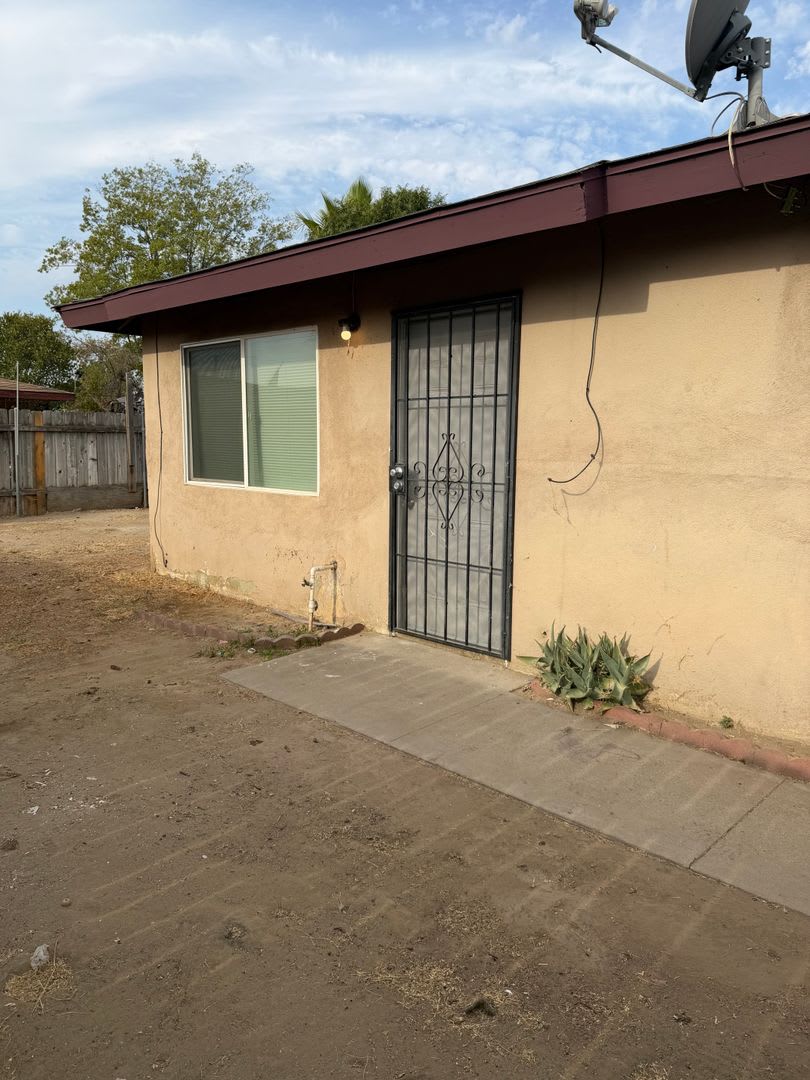 325 Amp 327 Dobrusky Dr – photo 1