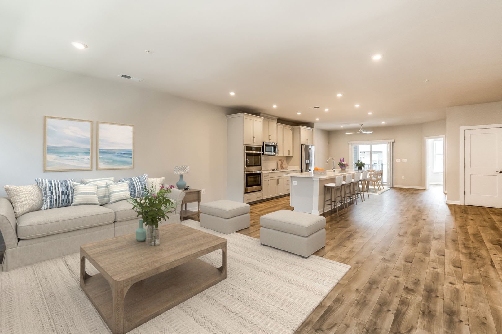 Luxury 3Br 2 5Ba Condo W Balcony And Rooftop Terrace Garage Walk To One Loudoun – photo 3