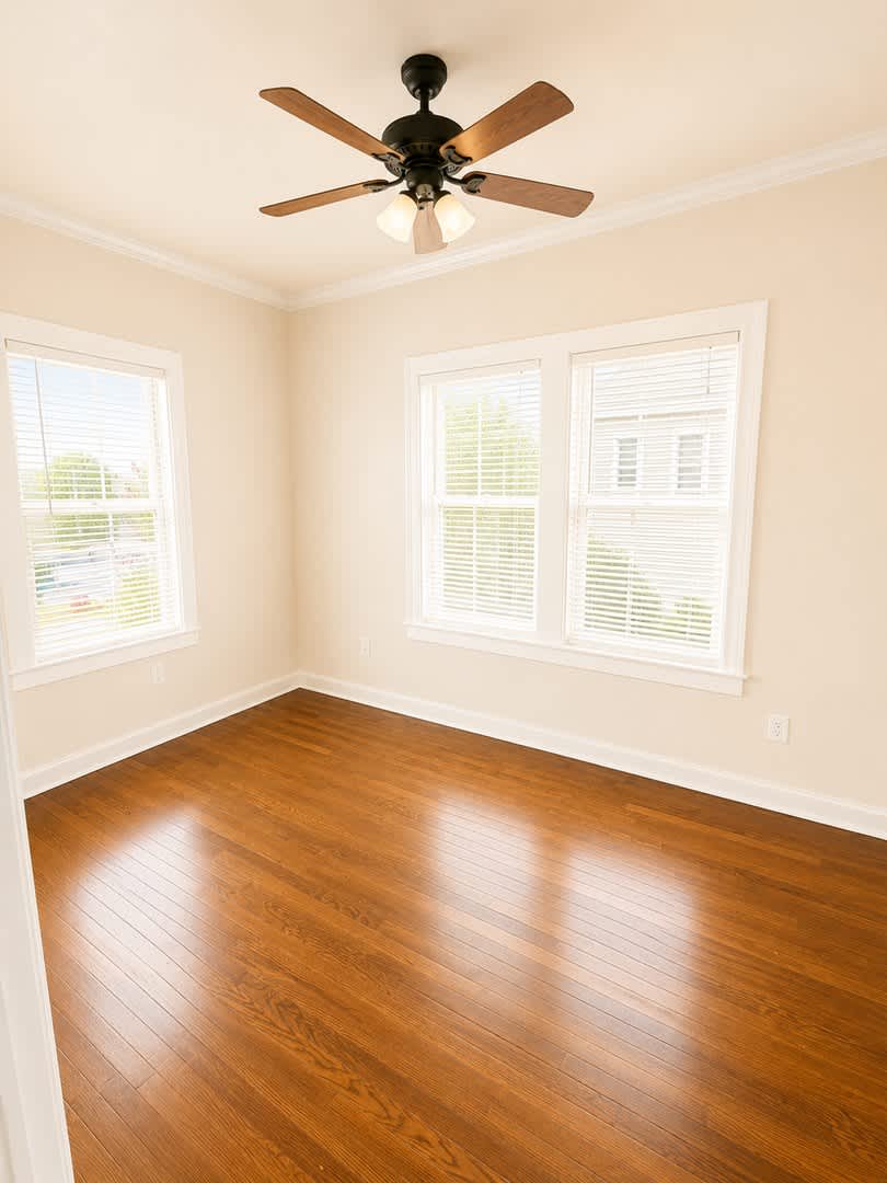 343 W SUMMIT AVE – photo 4