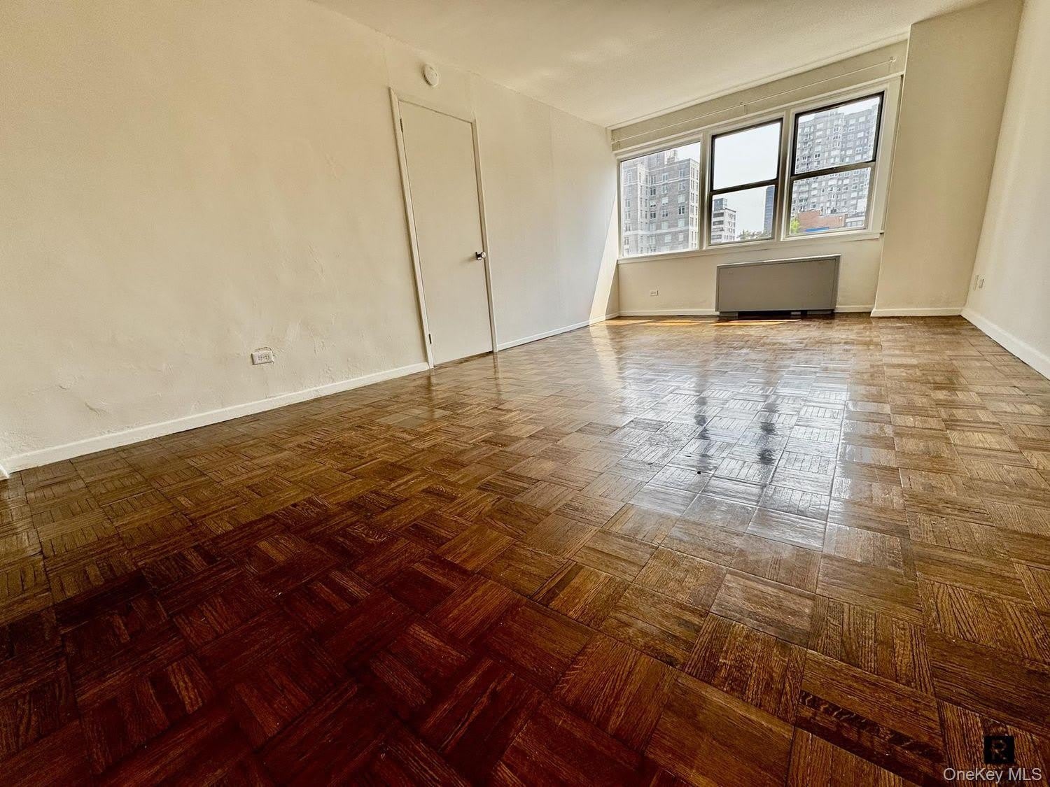 525 E 82nd Street – photo 3