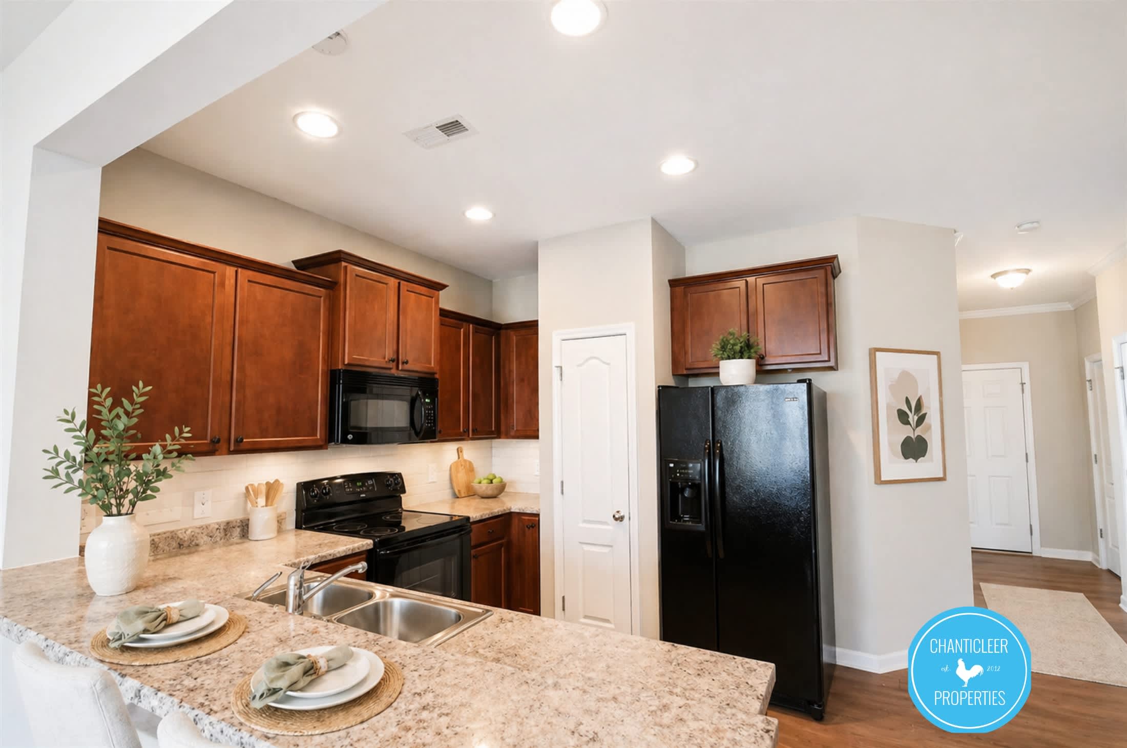 2219 Sunny Cove Dr – photo 2
