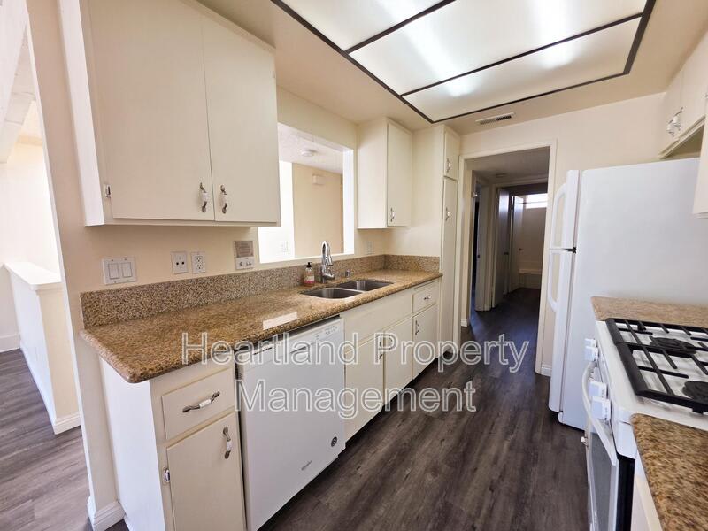 2135 East Valley Parkway – photo 3