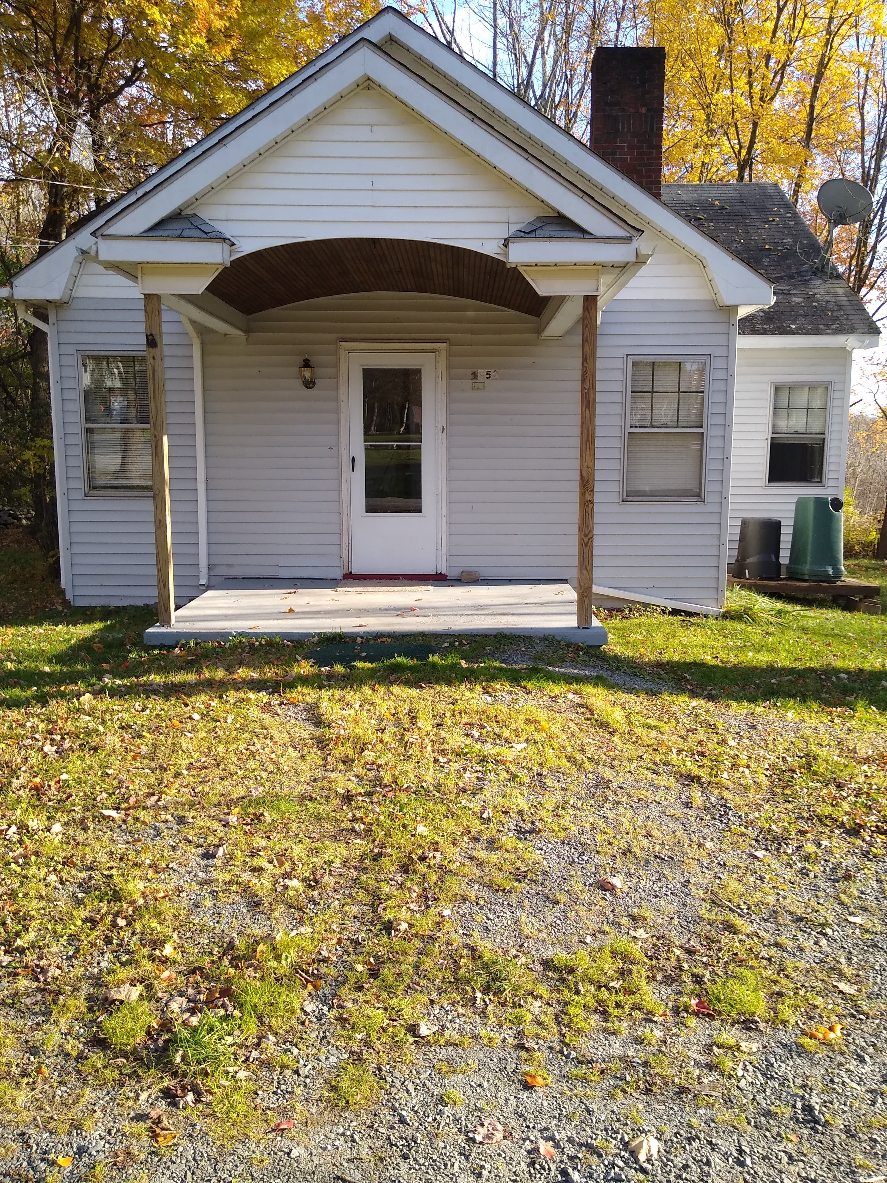 1352 Beach Lake Highway – photo 3