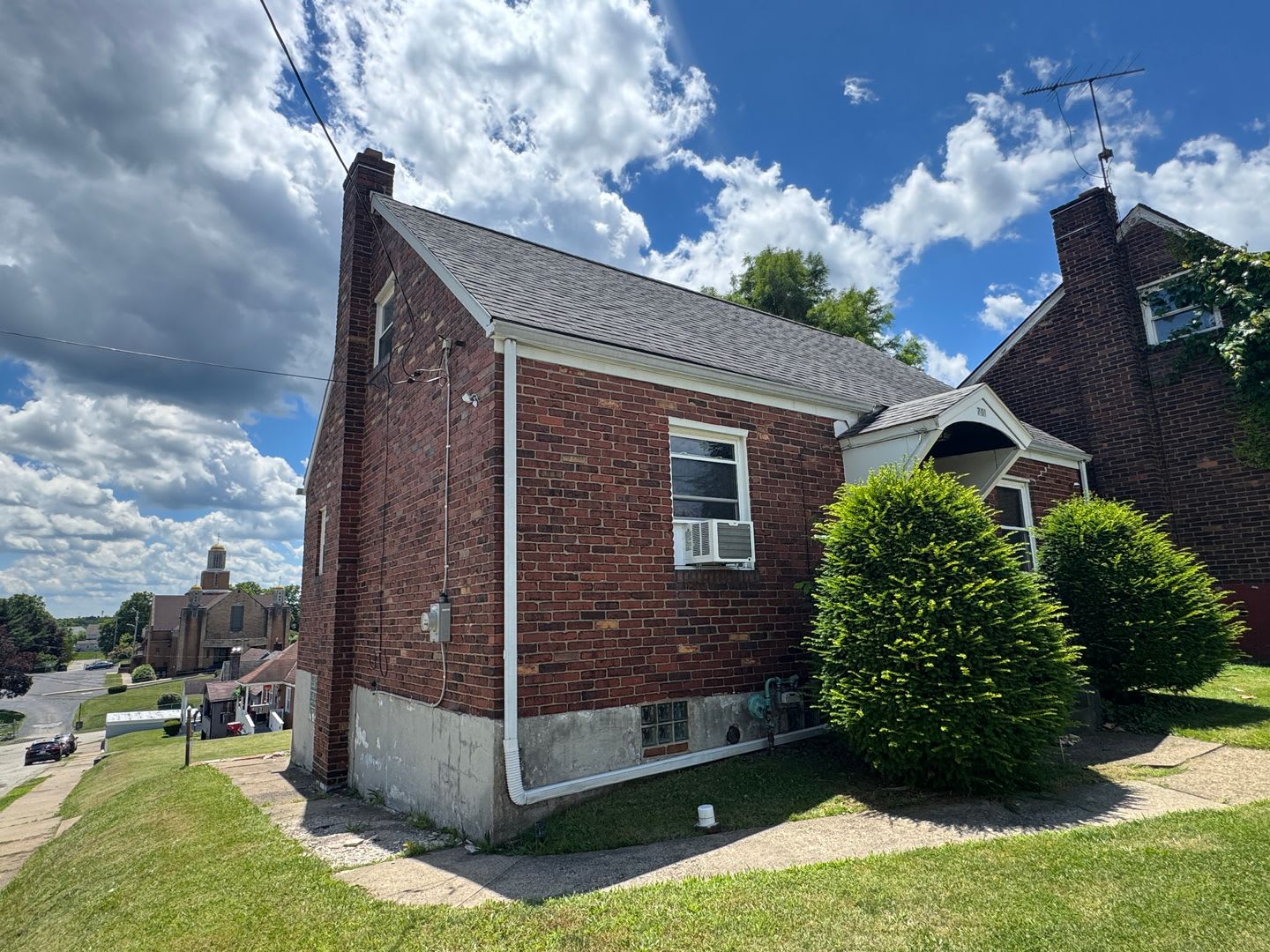 Duquesne 3 Bedroom 1.5 Bath House, Yard – photo 2