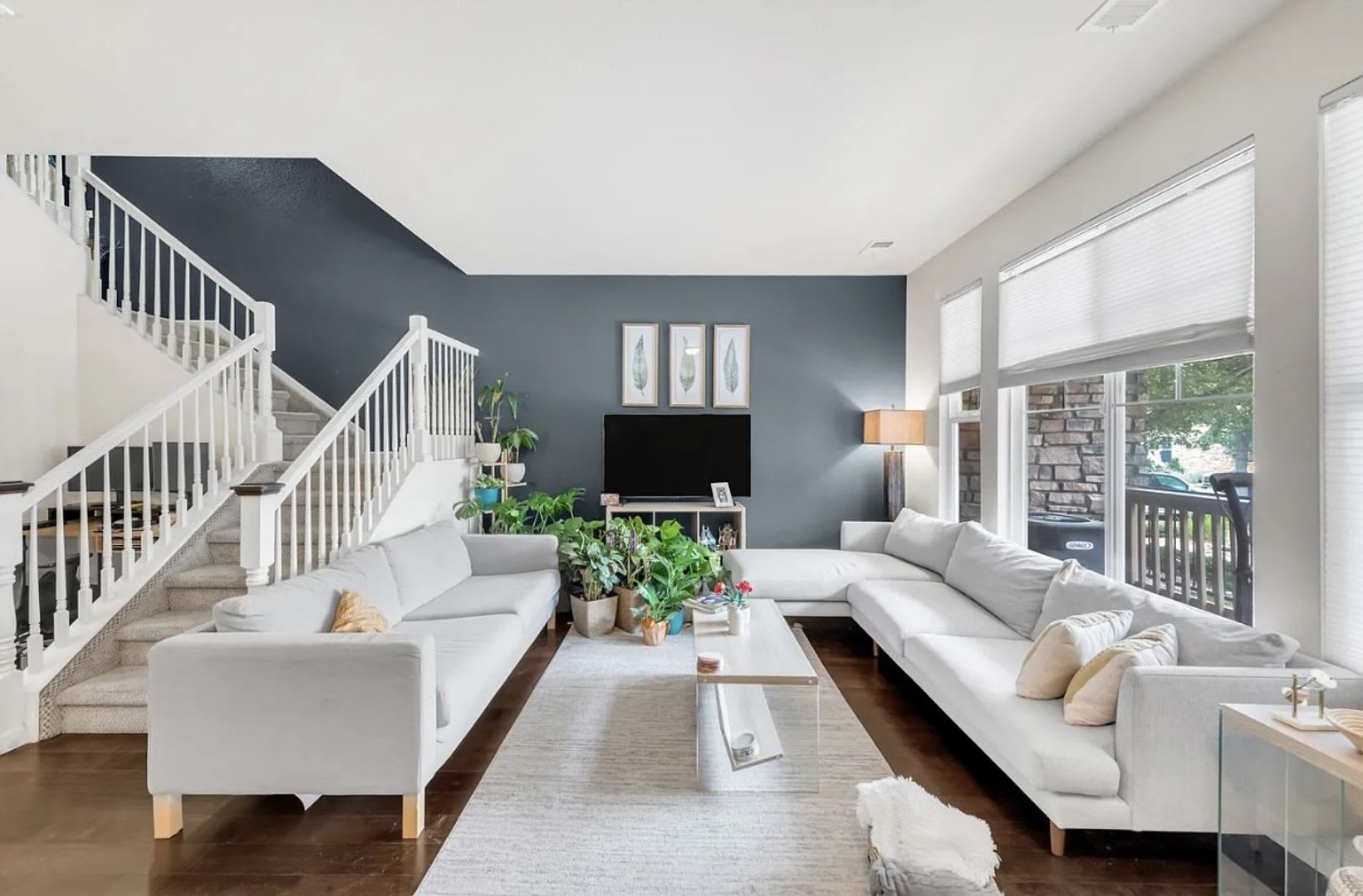 Contemporary and modern living at its finest! – photo 5