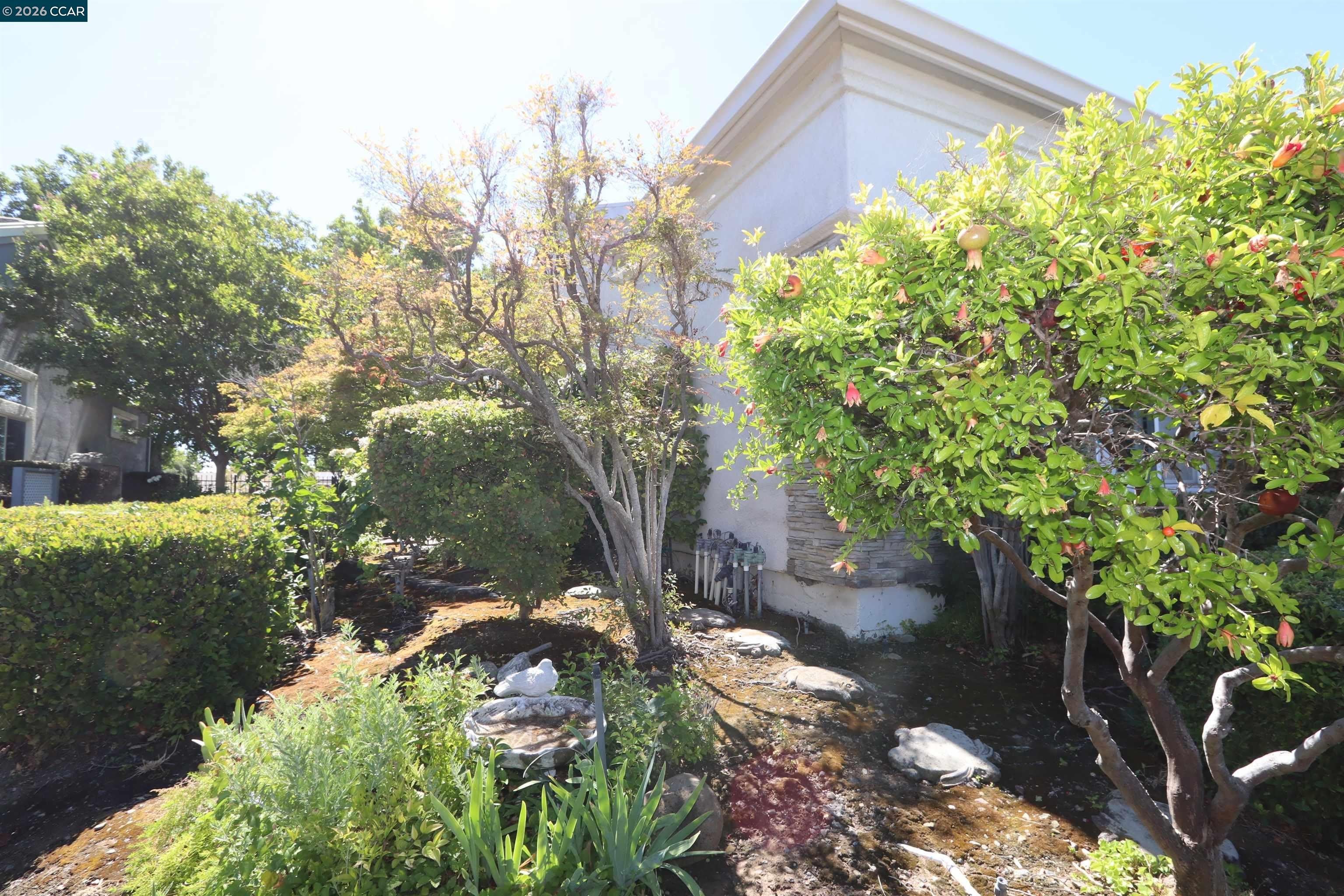 710 Central Park Pl – photo 3